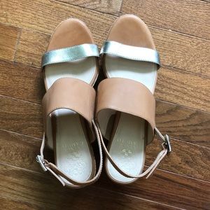 Vince Camuto Womens Wedge Shoe